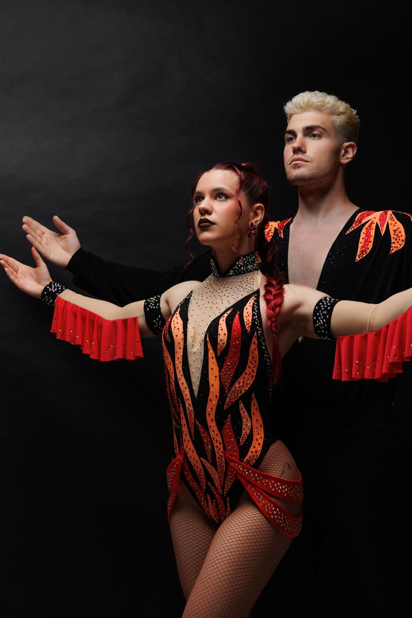 Salsa Rayo dance performance at a live event in Athens